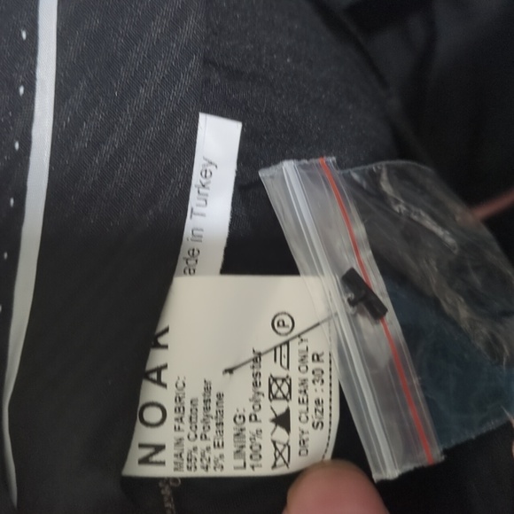 Noak pink suit - Picture 9 of 9